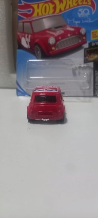 Morris mini hot wheels
