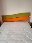 Cama individual infantil+mesinha+cómoda