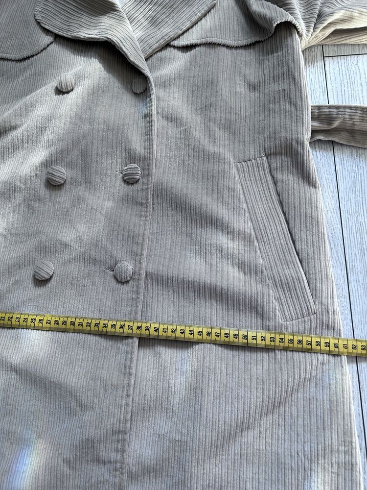 Płaszcz sztruksowy beż Just Unique roz XS/S -oversize