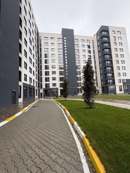 Продам 2 кімнатну квартиру. Буча. ЖК Континент Рей