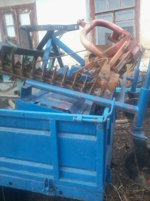 Трактор ДТЗ 244.4