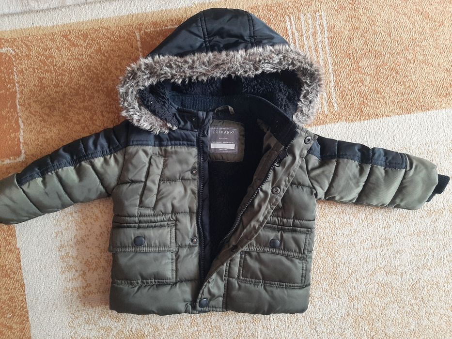 Віддам куртку Primark 6-9 міс. 74 р, весняна, осіння курточка