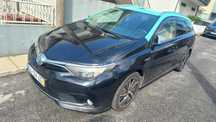 Toyota auris hybrid 2017