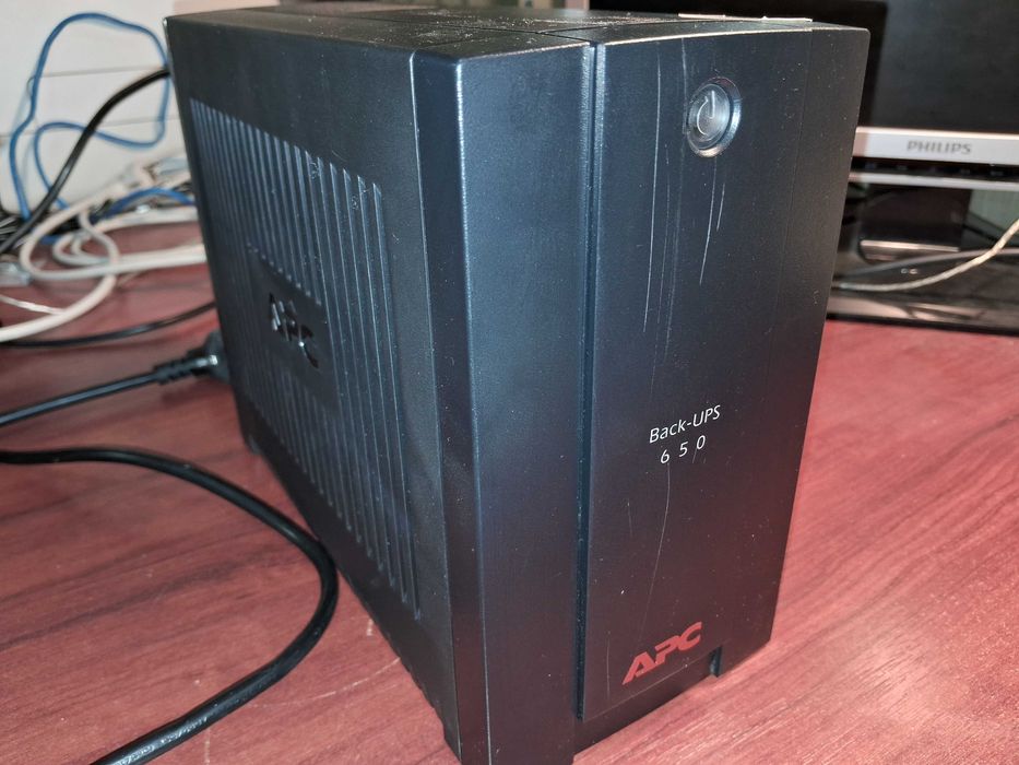 ДБЖ (UPS) APC Back-UPS 650 (BX650CI-RS)