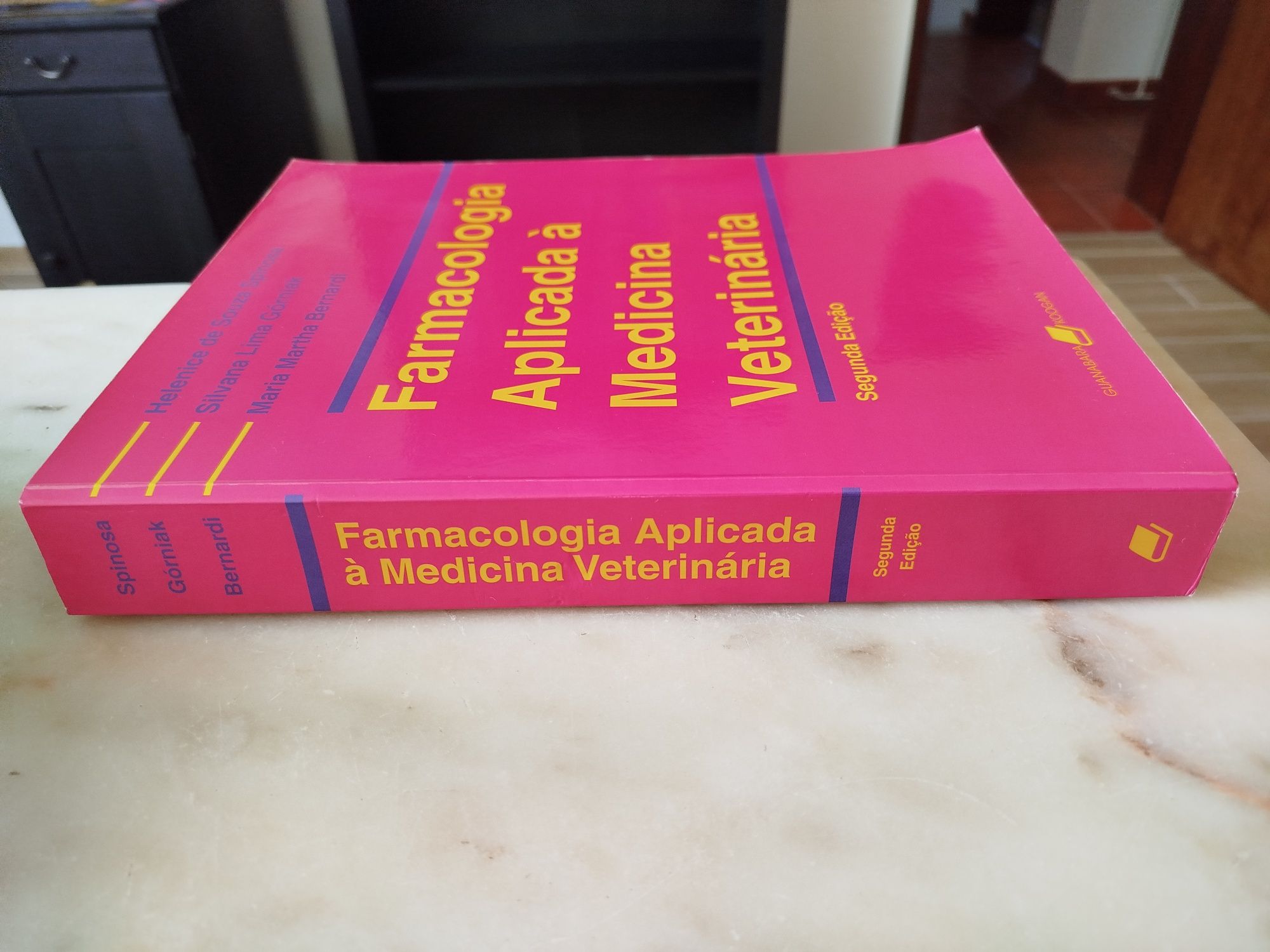 Livro técnico Farmacologia aplicada à medicina veterinária