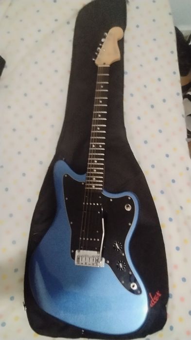 Guitarra Squier jazzmaster azul