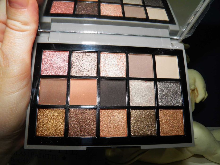 Nowa paleta cieni do powiek Tingphe