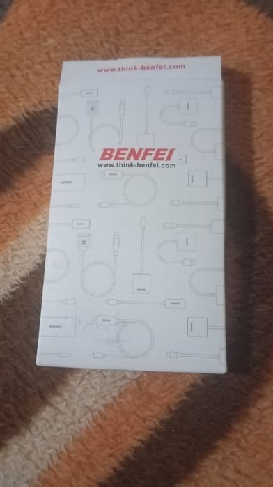 Продам,Зчитувач карт пам'яті BENFEI