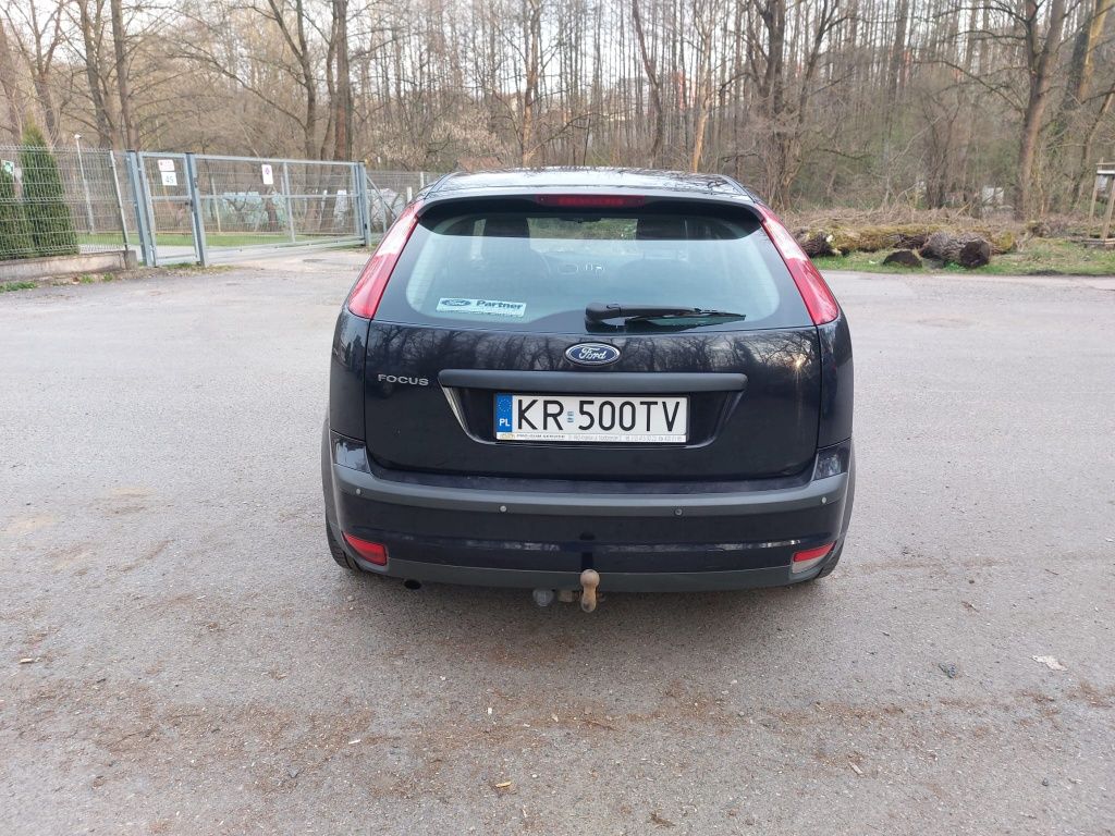 Ford Focus 2005, hatchback, 1.6 z lpg