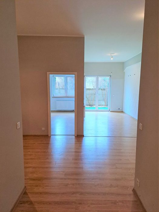 Wynajmę mieszkanie 55m2 na parterze z wyjściem na taraz