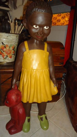 Menina em Marfinite