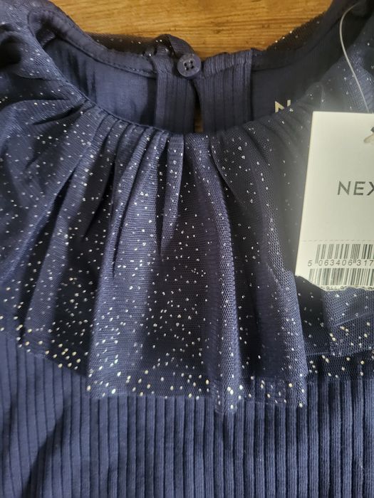 Bluzka koszulka z kolnierzykiem wizytowa elegancka next  110