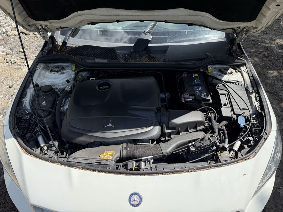 Mercedes-Benz CLA180