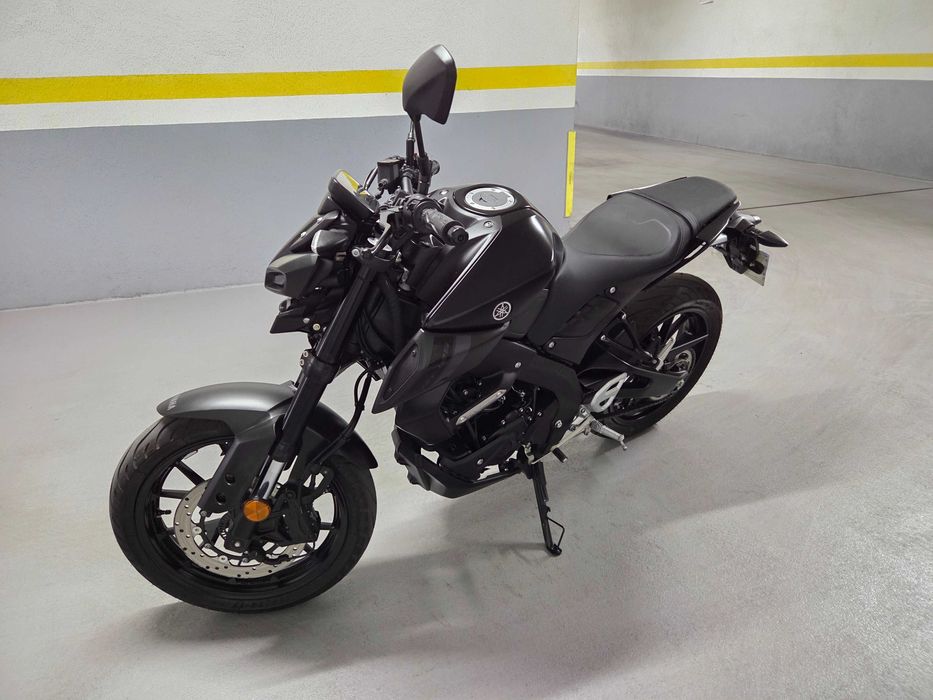 Yamaha MT125 11/2024, 2000km e garantia Yamaha 11/2027