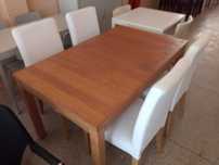 Mesa extensível + 4 cadeiras