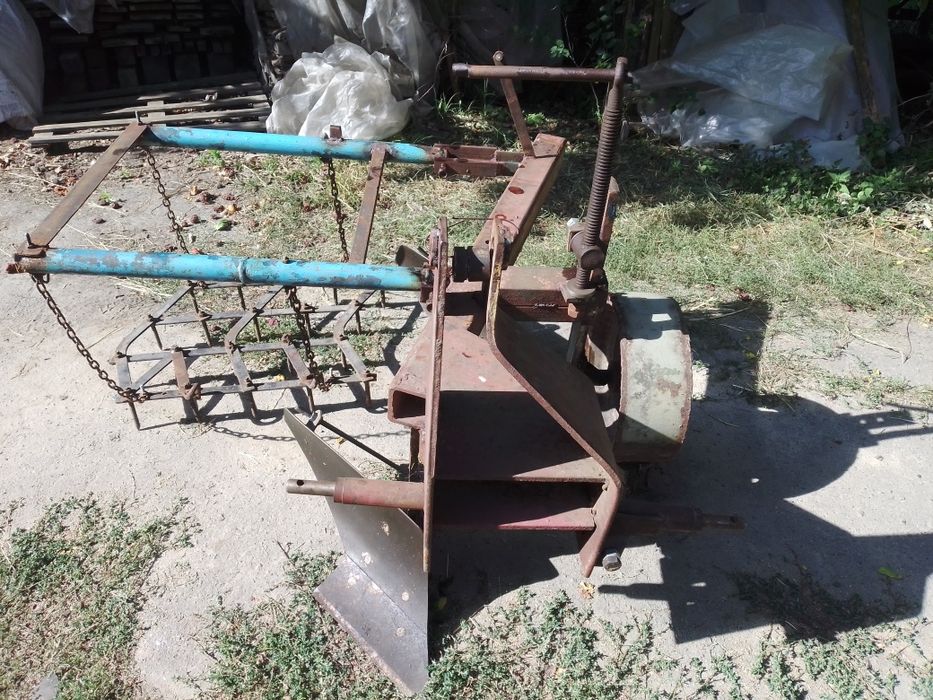 Плуг 2х24 корпуса нові  іспанські