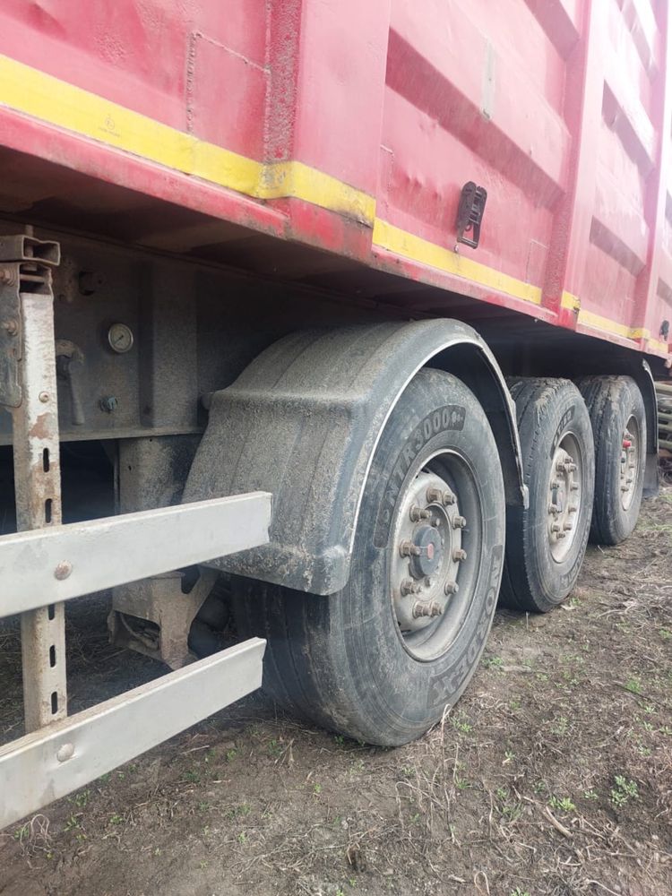 Прицем Bodex Kis 3WS