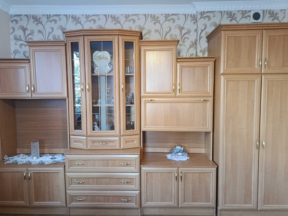 Meble, meblościanka