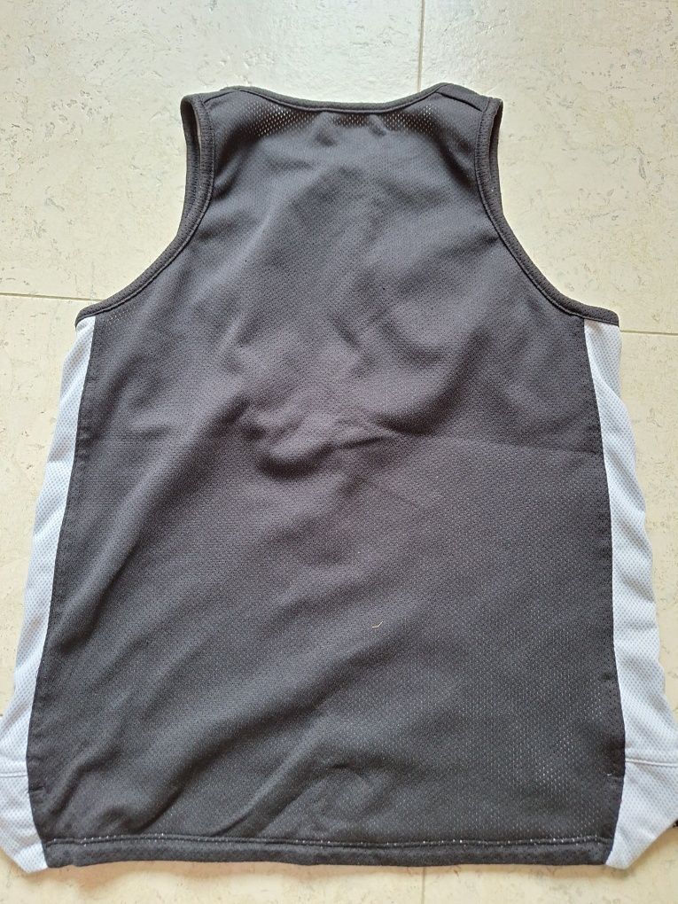 Tarmak komplet koszulka spodenki do koszykówki r. 146 cm Jordan Nike