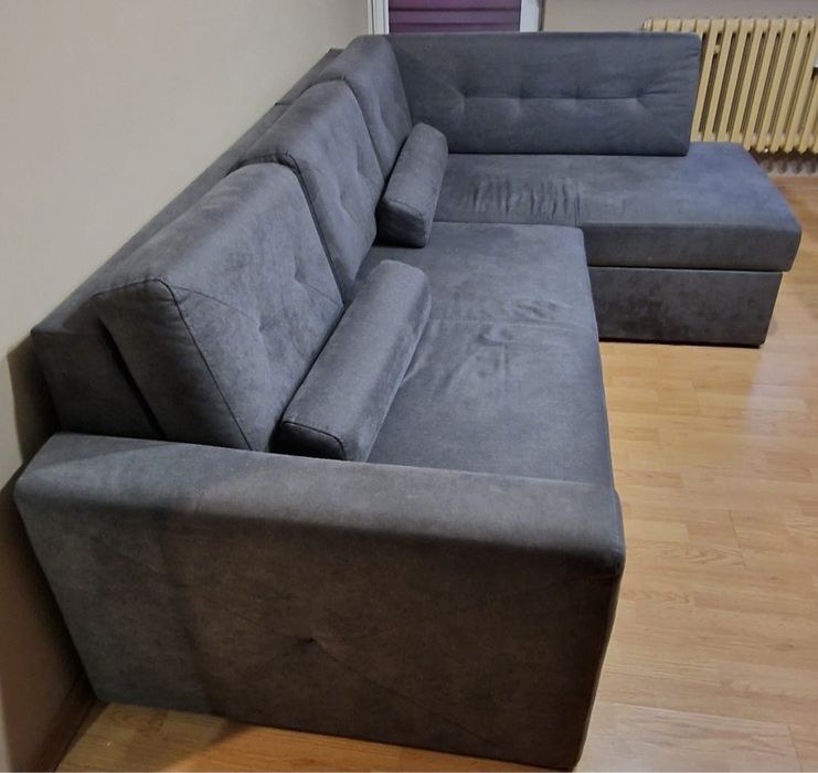 Narożnik w kolorze szarym