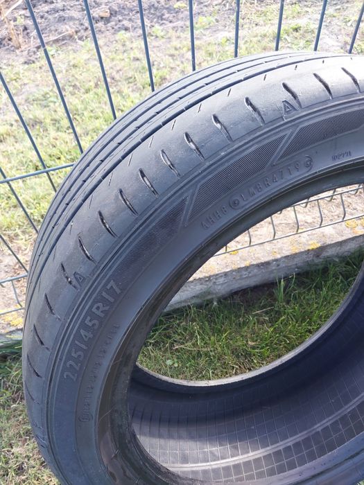 Opona 225 45 R17 dunlop Sp sport maxx 050
