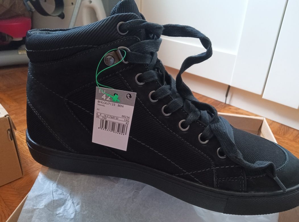 Tênis Benetton bota preto 42