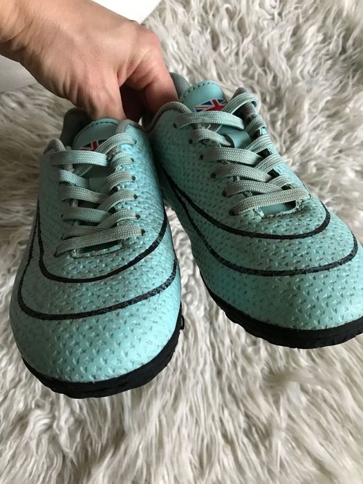 Сороконіжки для футболу Demax, 34 розмір