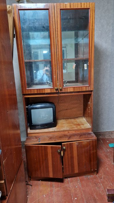 Срочно продам шкаф! Каменское правый берег. Самовывоз