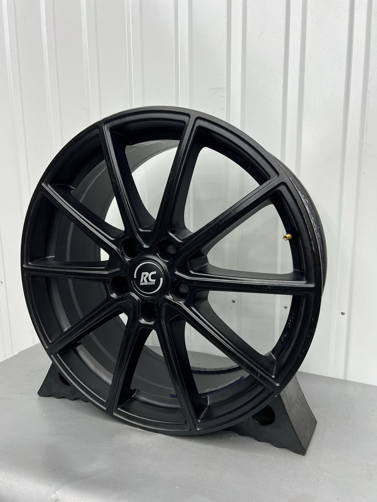 Alufelgi KOMPLET 19 cali 5x112 VW Tiguan Audi Q5 Skoda Mercedes Seat