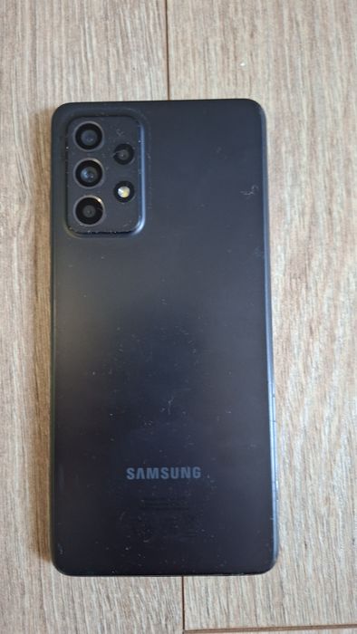 Samsung A52s + etui