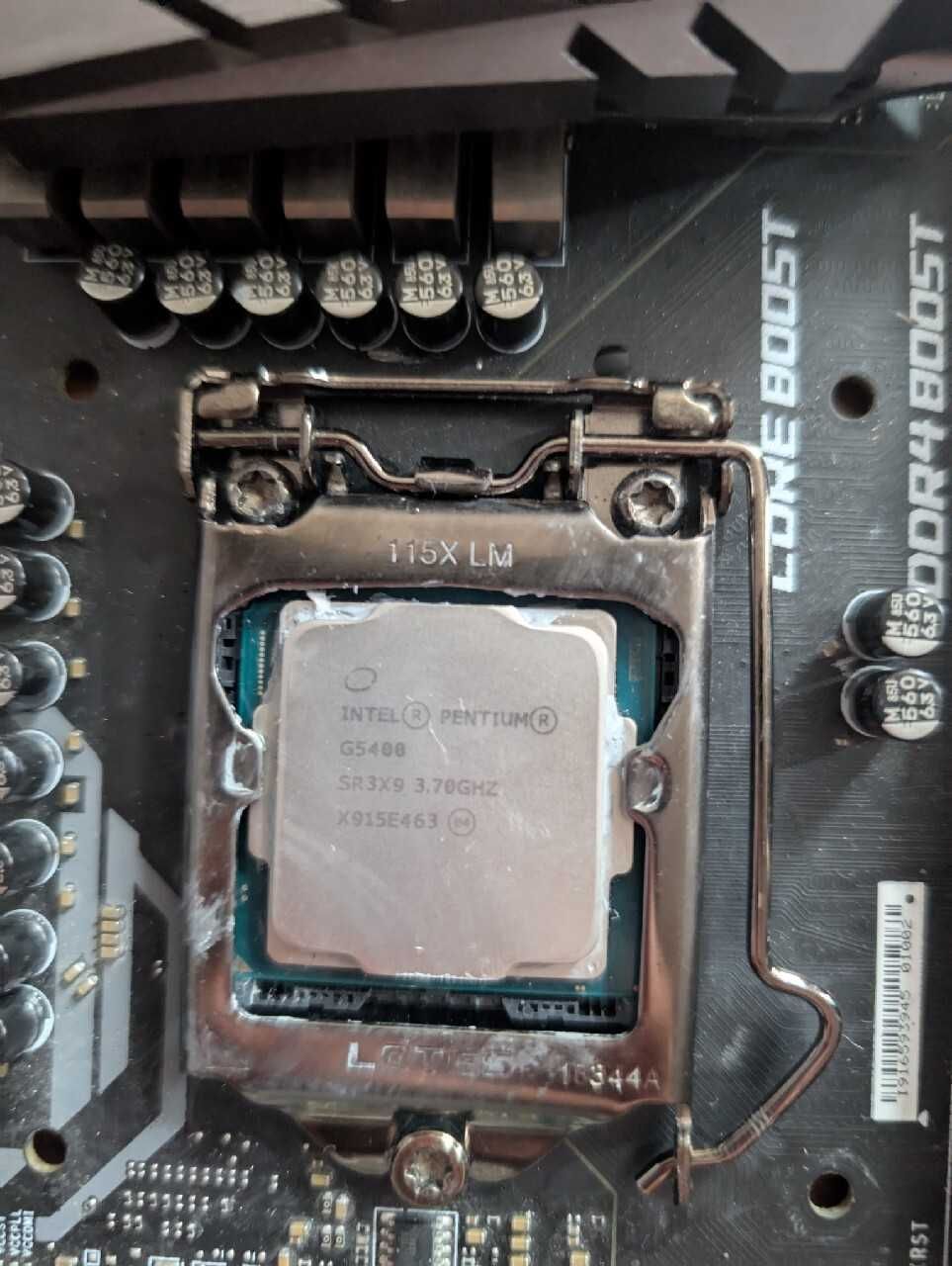Płyta główna socket LGA1151 MSI Meg Z390 ACE + pentium Gold G5400 OPIS