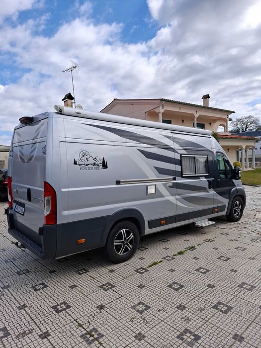 VENDO autocaravana impecável.