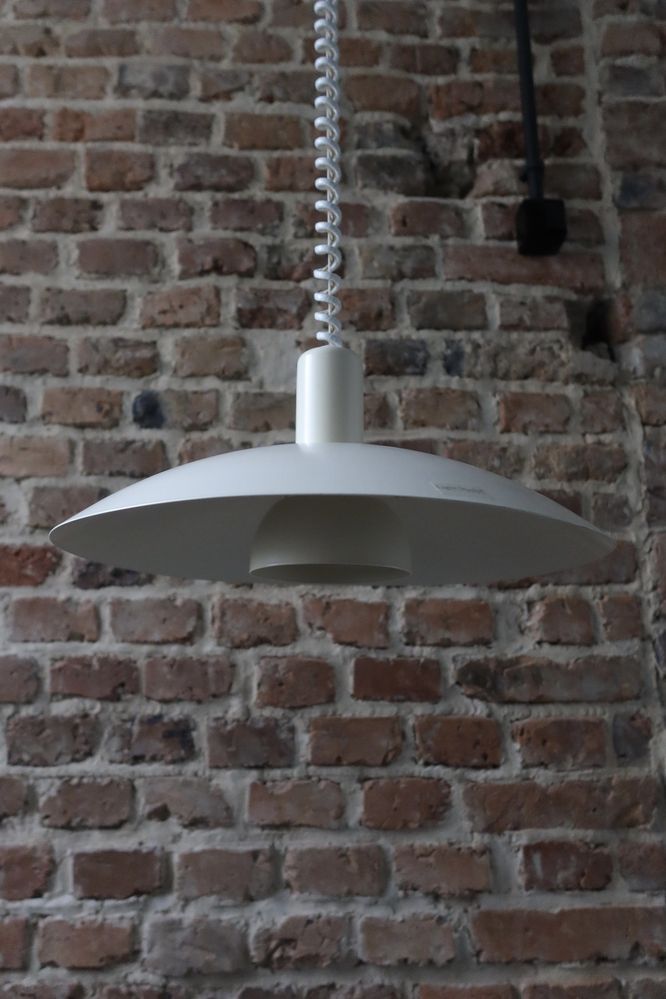 Duńska lampa wisząca Light Studio by Horn space age