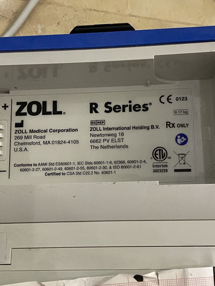 Дефібрилятор Zoll R-series Plus США