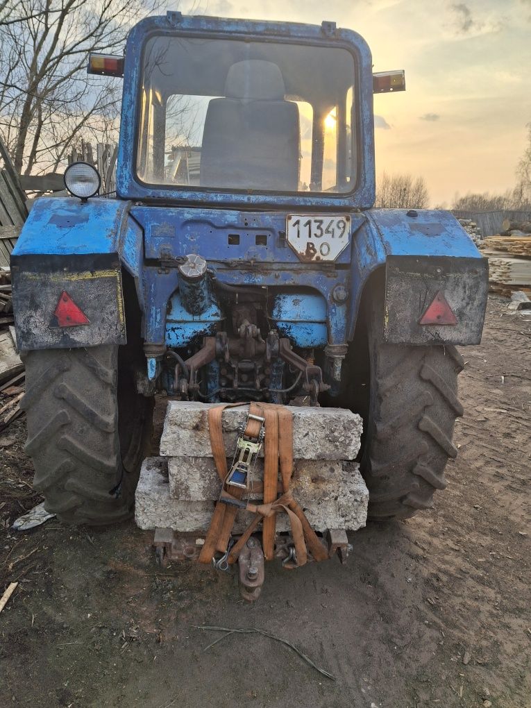 Продам МТЗ-80  з навантажувачем