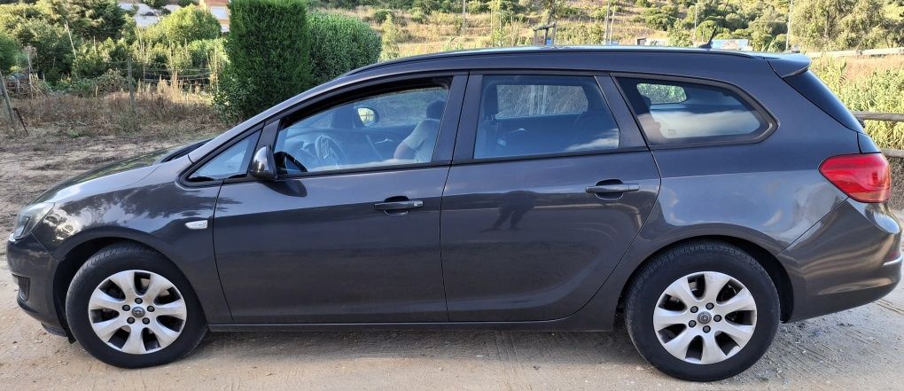 Opel astra 1.6cdti 127000kms