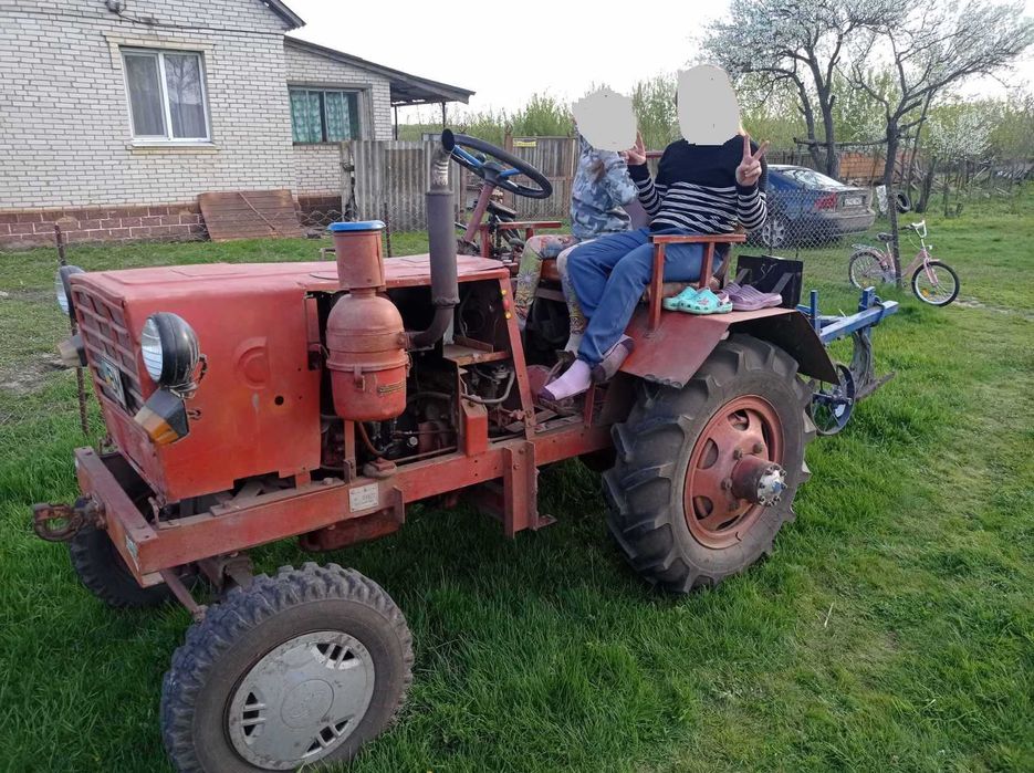 Продам Трактор Т-25