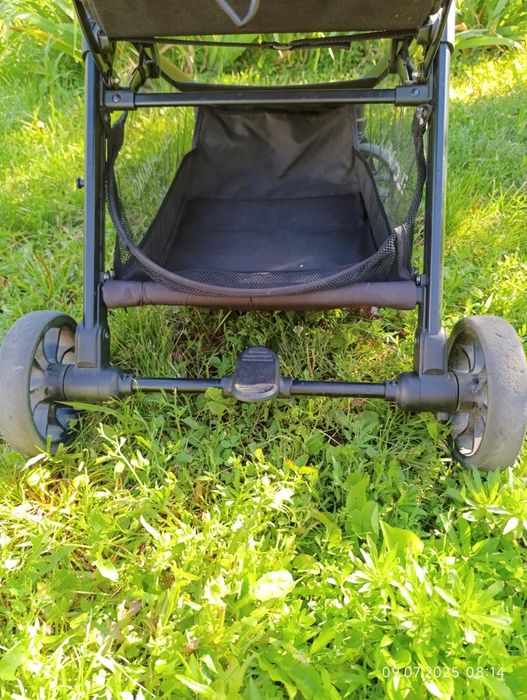 Продам  прогулянкову коляску