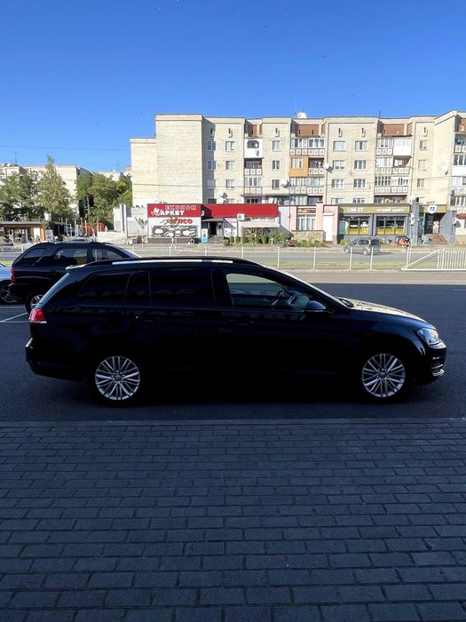 Volkswagen Golf Vll