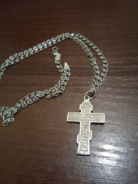 Продам срібний ланцюжок і хрестик