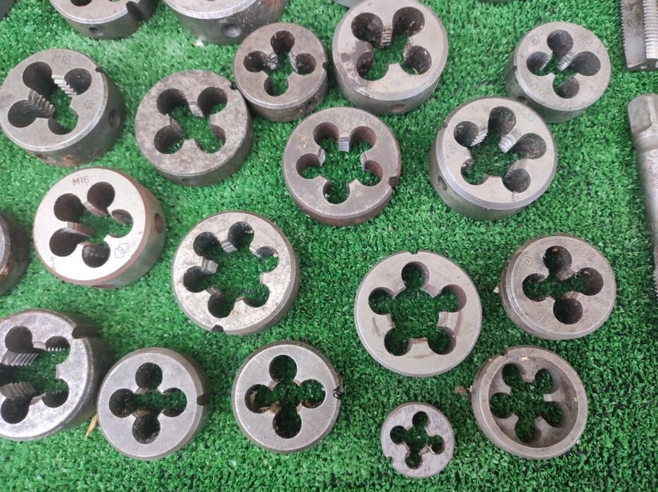 Плашка метрична, лерка виробництво СССР різні розміри