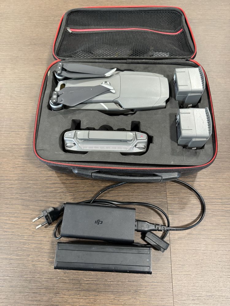 Drone DJI Mavic 2 Pro com kit Fly more combo