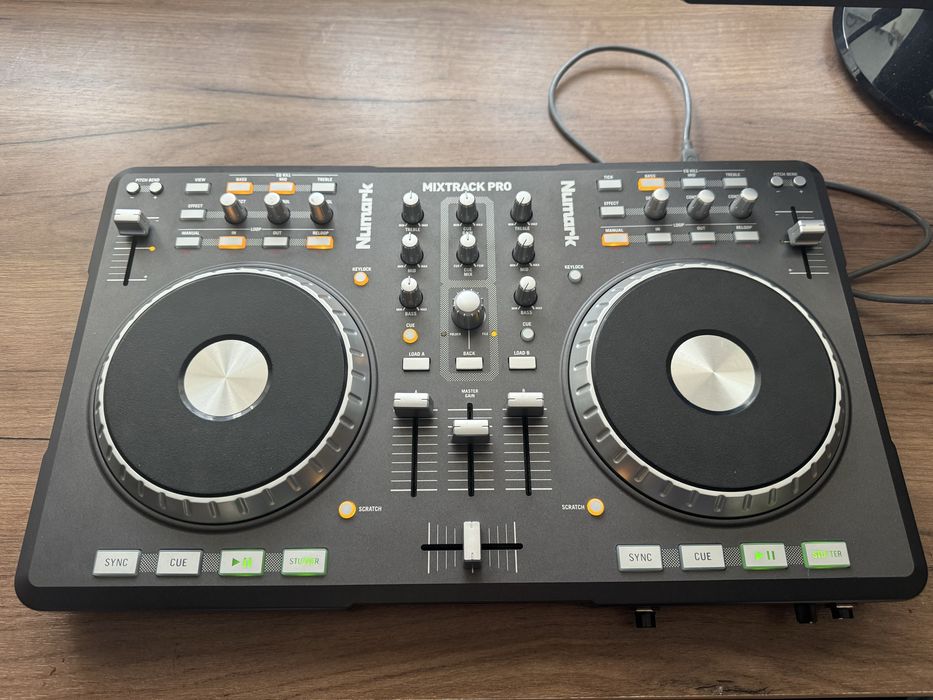 DJ пульт микшер Numark pro