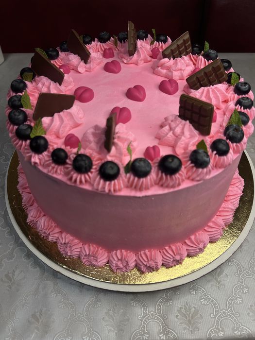 Торти на замовлення. Мій девіз: «Смачно, вчасно, акуратно».