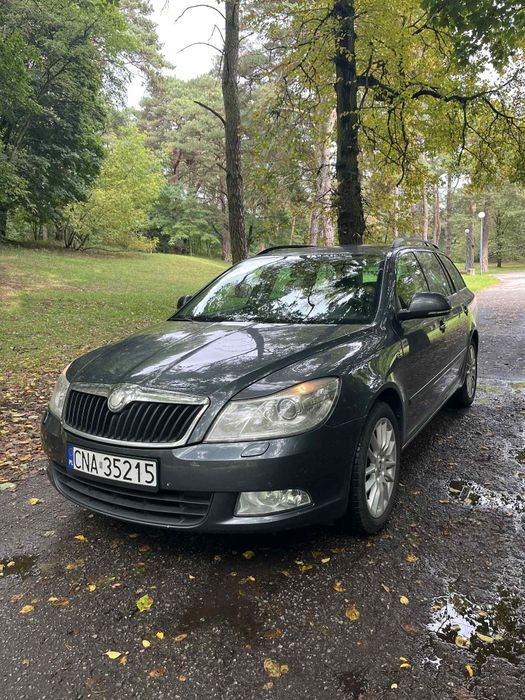 Skoda Octawia 2  LAURENT Końcówka 2010r