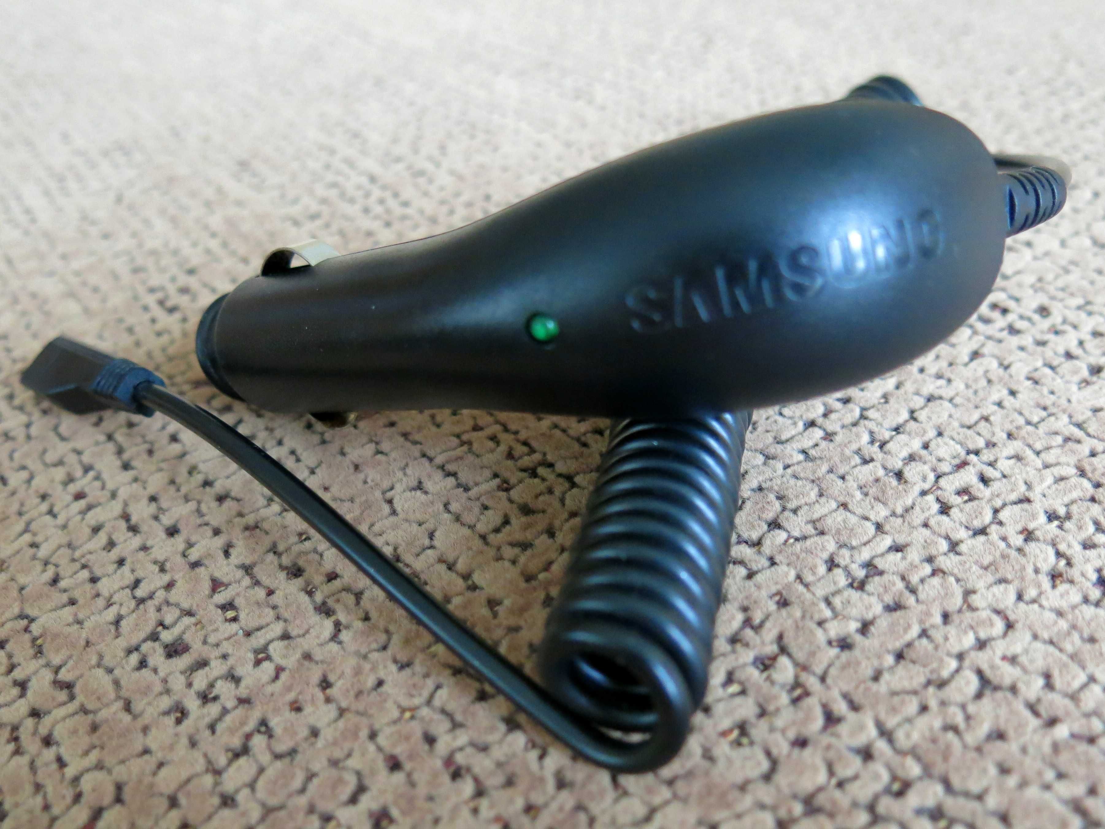 Ładowarka samochodowa Samsung CAD300UBE 0,7A