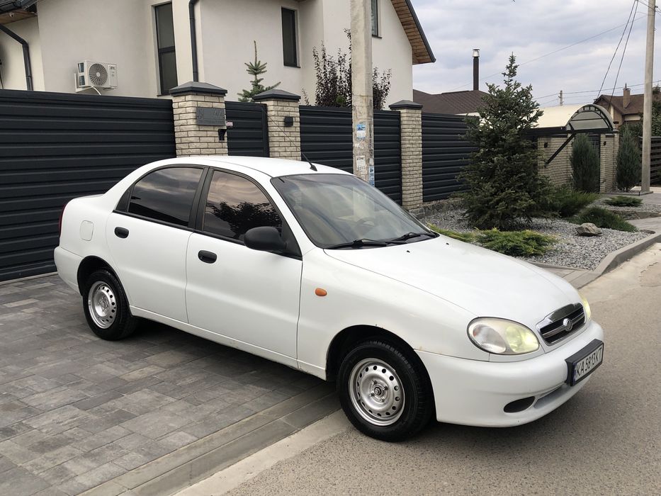 Daewoo Lanos 1.5 бензин 2011