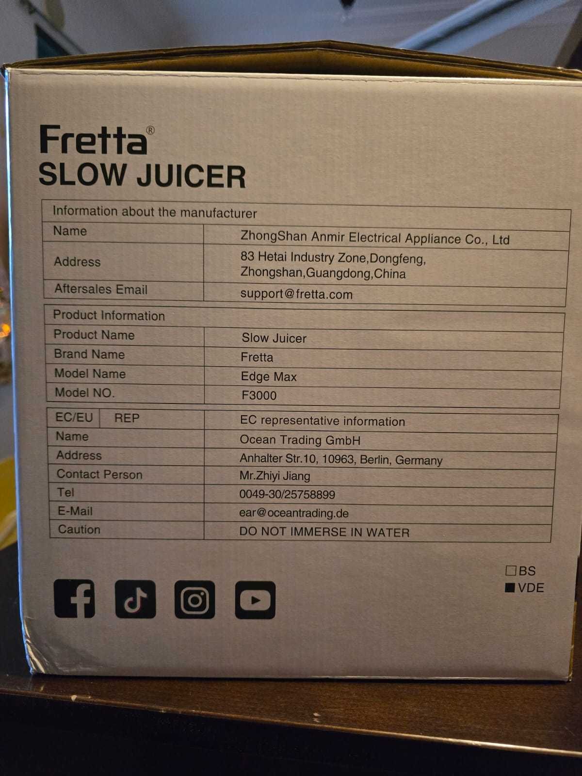 Slow Juicer Fretta - Espremedor Centrifugo