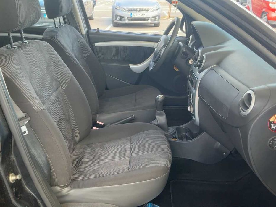 Dacia Sandero 1.2 Laureate - 2010 - 68.521KM