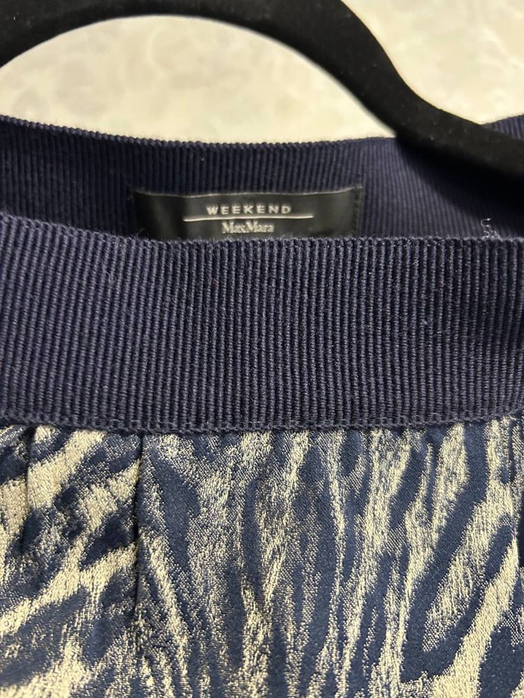 Стильна  юбка Max Mara. Оригінал